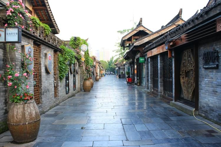 宽窄巷子 · Kuanzhai Alley